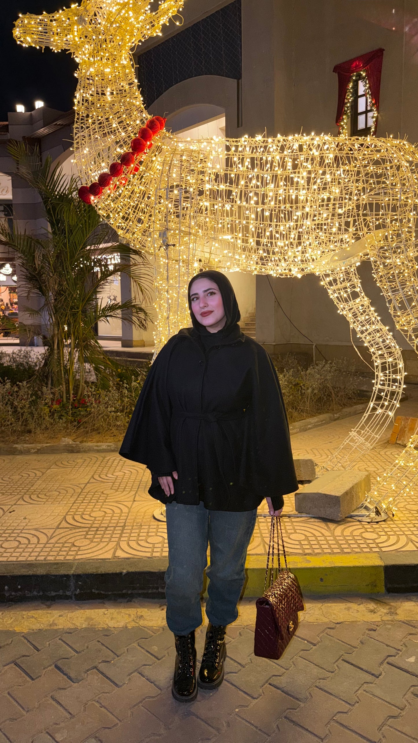 Elegant poncho ( Black)