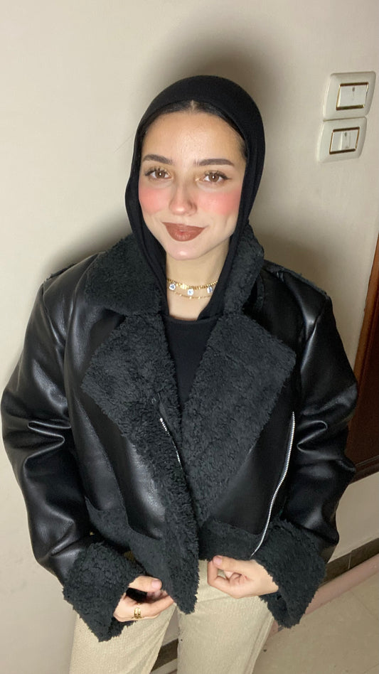 Crop fur jacket: ( Black )