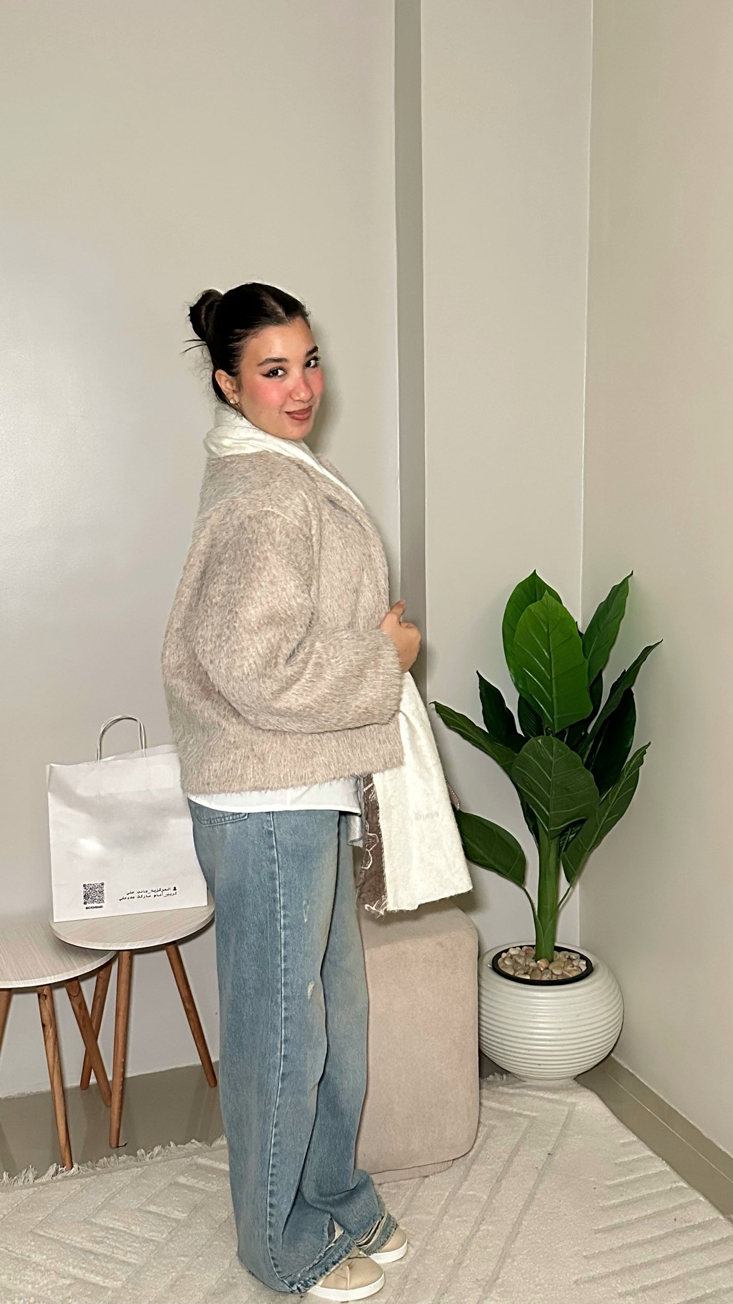 Soft Fur Elegance : ( light beige)