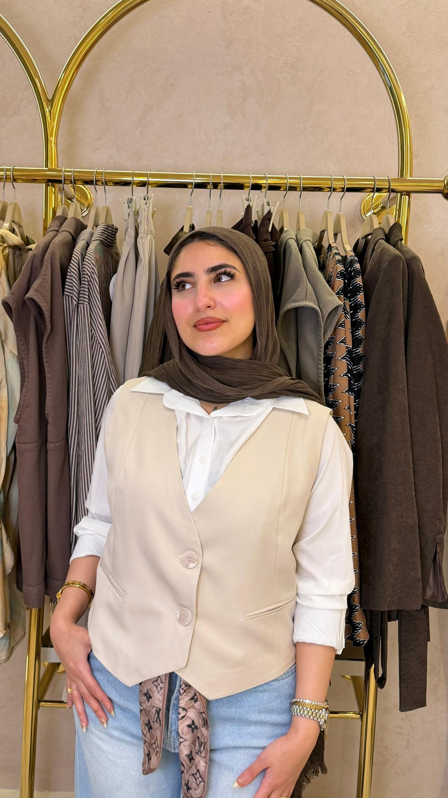 Formal crop : ( Beige)