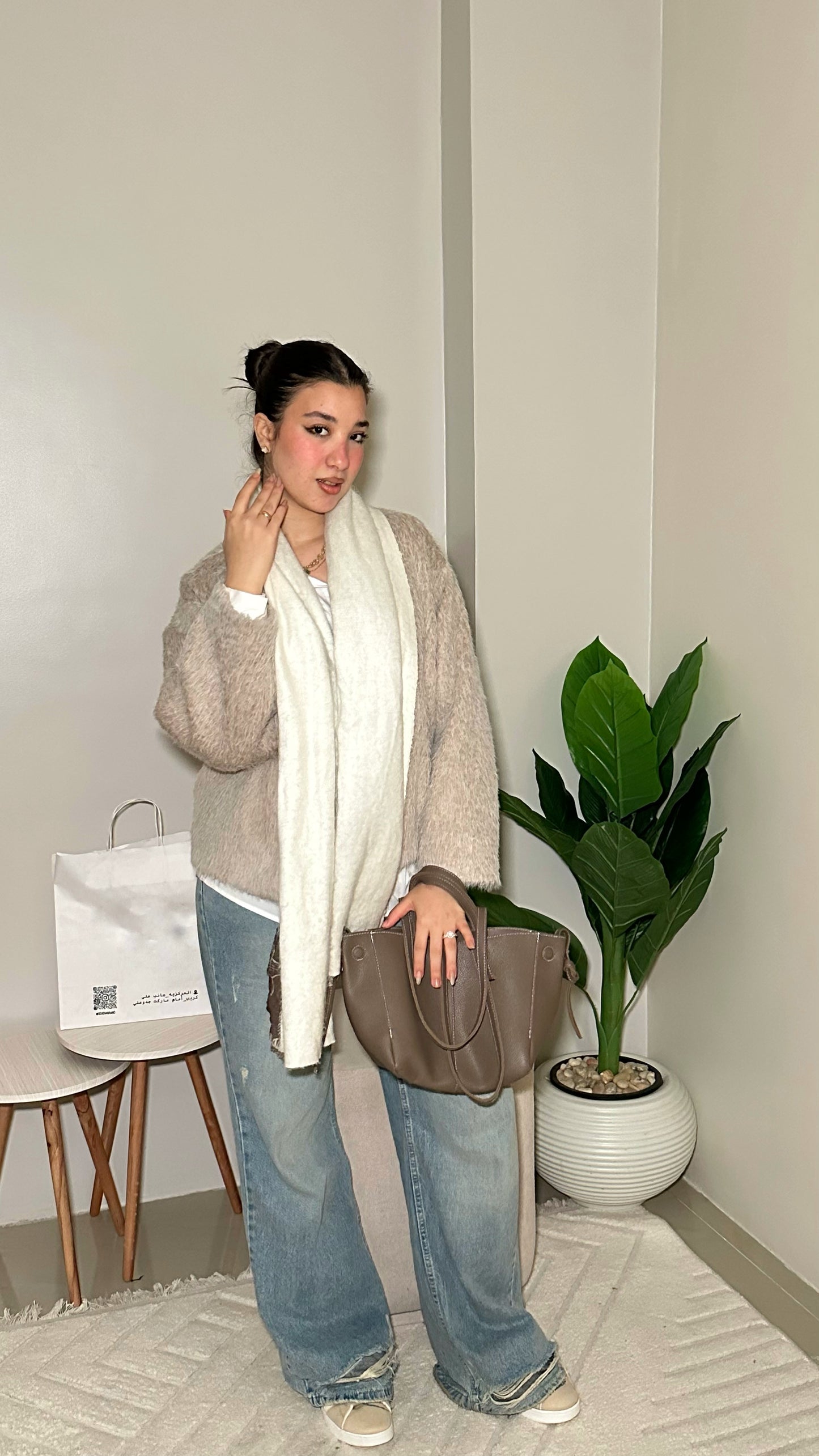 Soft Fur Elegance : ( light beige)