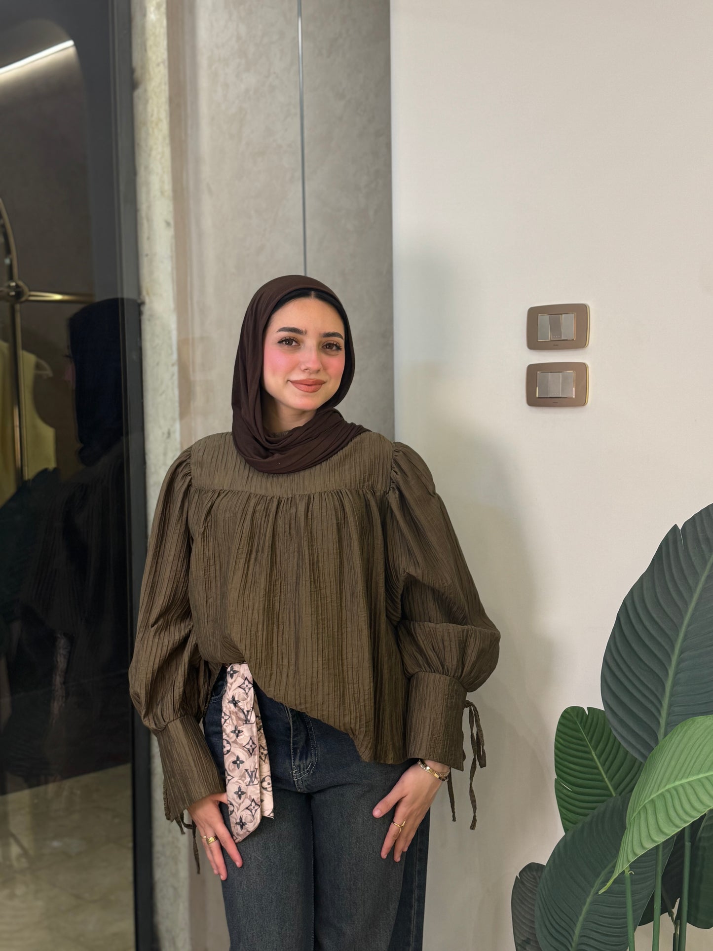 Fuffle Vibe Top : ( Olive)