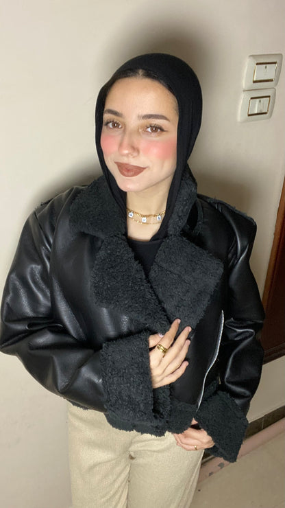 Crop fur jacket: ( Black )