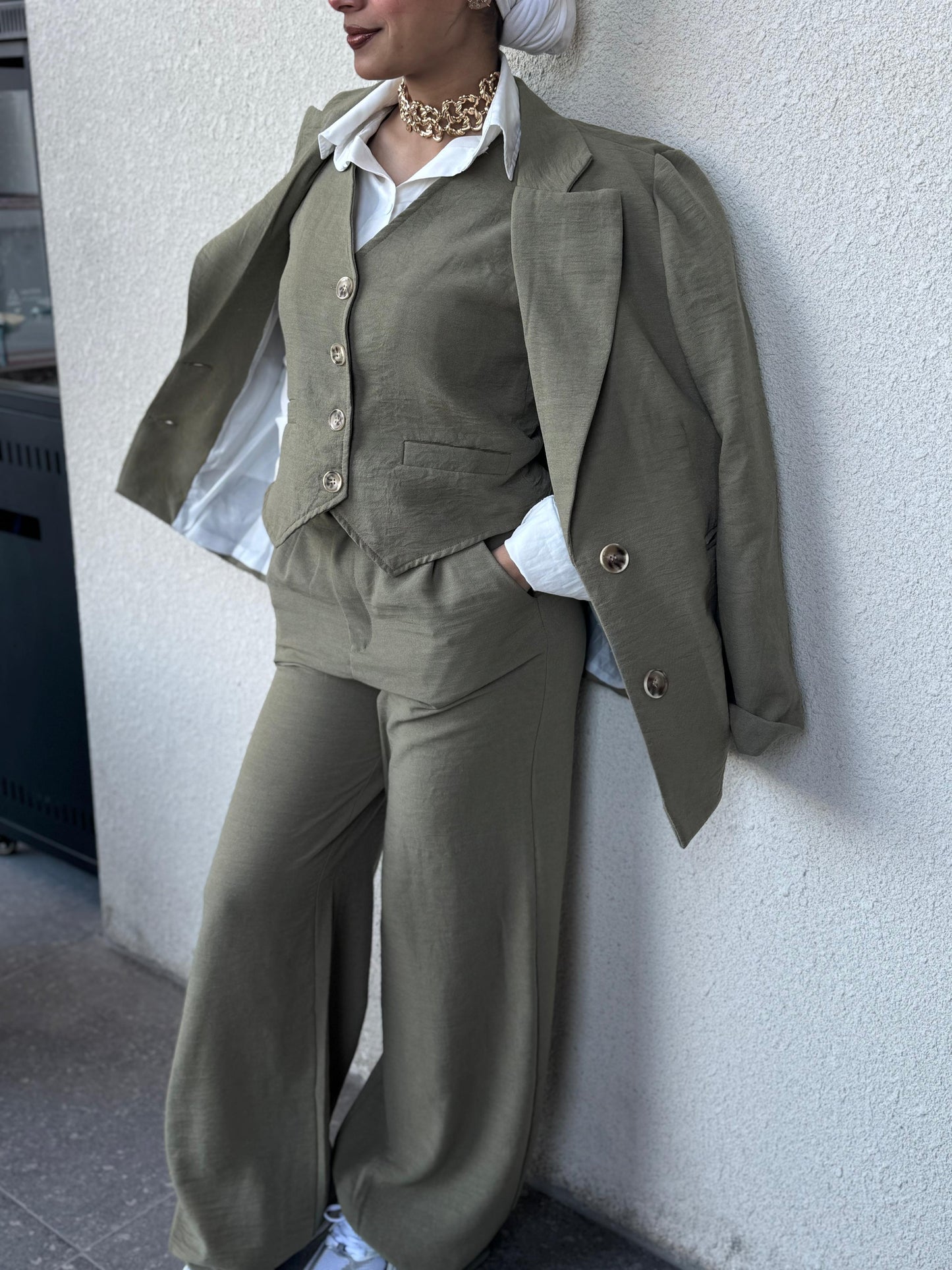 Formal suit